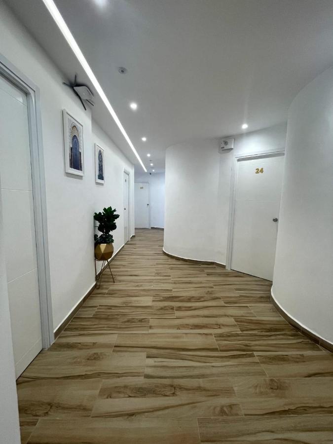 Hostal Mh Borj Мартіль Екстер'єр фото